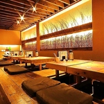 オーナーが自ら設計したこだわりの空間でごゆっくりとお過ごしください♪