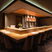 おもてなしの心と、寿司・会席料理に合う厳選日本酒など