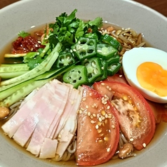 何鮮茹特製茶樹きのこ入りジャージャー麺/何鮮茹特製茶樹きのことオクラ入り冷麺