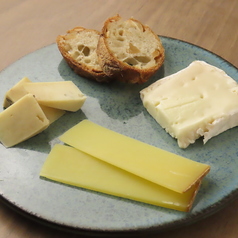 道産チーズの盛り合わせ　3種