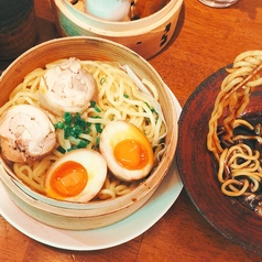 シコシコ蒸し麺で 混ぜそばつけ麺