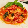 料理メニュー写真&nbsp;フレッシュモッツアレラのトマトパスタ