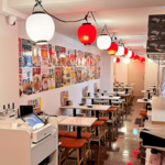 テーブル席でわちゃわちゃ思う存分楽しめちゃいます♪少人数でのサク飲みにも対応しております。