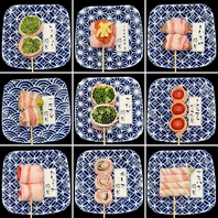 九州・博多発祥の本格的な野菜巻串を堪能できる