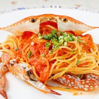 「渡り蟹のトマトクリームスパゲティ」1,580円（税抜）