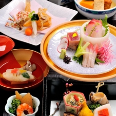 【本会席】こだわりの素材で仕立てる前菜・お造り・季節の焼物など全9品