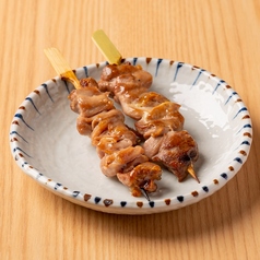 【鶏串（塩・タレ）】　もも串