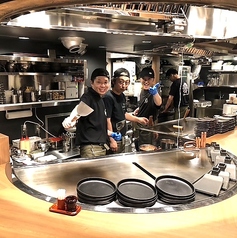 鉄板酒場 ごっつい 新橋烏森店の特集写真