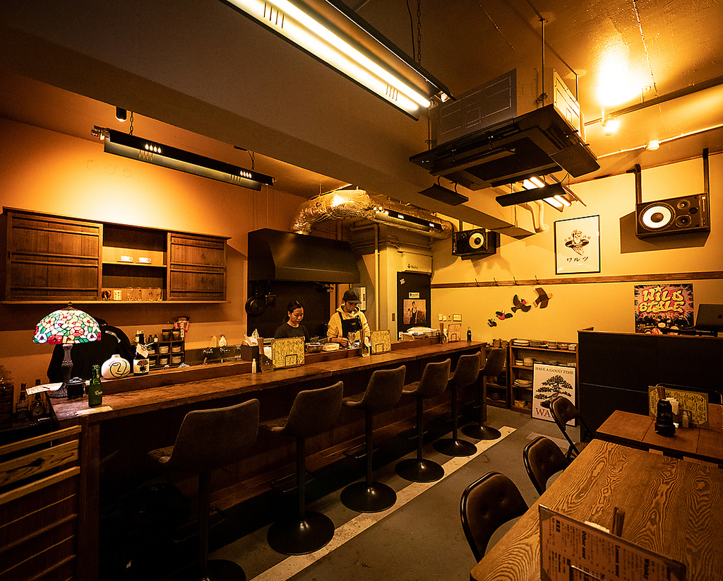 居心地が良く、音楽好きにも喜ばれる雰囲気。レトロな感じで、ゆったりとくつろいでいただける空間♪