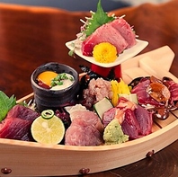 旬の味覚を詰め込んだ贅沢なコース。特別な日を彩る