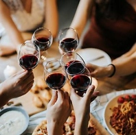 各種ワインやサングリアが、早めのご来店で200円OFF♪