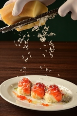  熟成チーズとサーモンのポテトサラダ