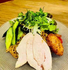 冷製ベトナム風ジャンジャン麺