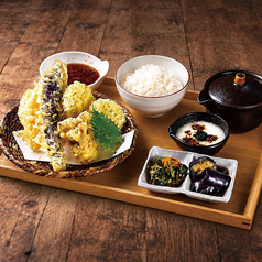 野菜三昧天ぷら定食