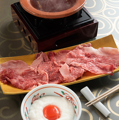 黒毛和牛ロースのつゆしゃぶ　卵黄とろろ