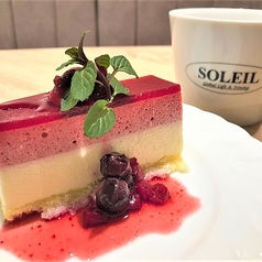 ラズベリー&ホワイトチョコムース