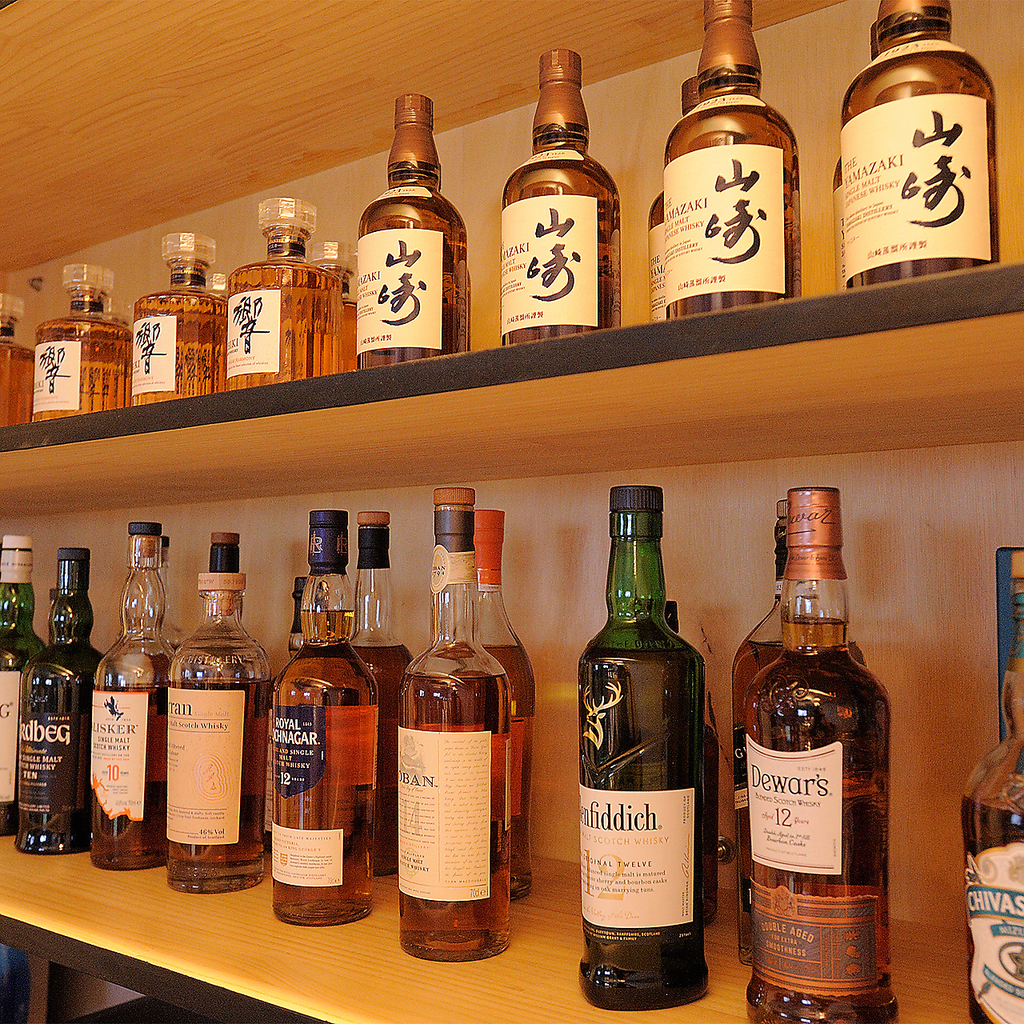 全100種類以上のドリンクが飲み放題♪お酒好きさんもノンアル派さんも一緒に楽しめます！ 