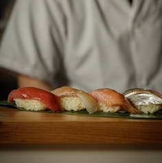 栄で味わう本格寿司 新鮮な海鮮を味わう
