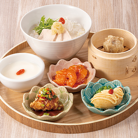 駅すぐの好立地!!川崎でお食事・宴会の際はぜひ西安餃子ラゾーナ川崎店へ！