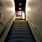 【道案内No.4】No.3の写真にある階段を上ってください。