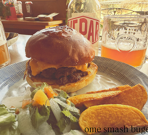 ome smash burger IEX}bVo[K[