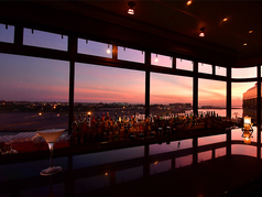 バープラネート ロワジールホテル那覇の雰囲気1