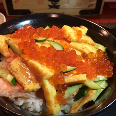 極上海鮮あられ丼