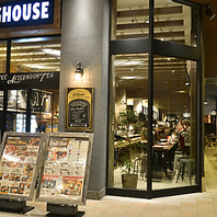 様々な日常が集まるダイニングキッチンで、楽しい時間を