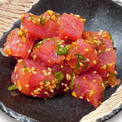 まぐろのごま塩和え