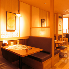 宮崎肉処 霧峰 平塚店の雰囲気2