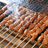 都営浅草線・東京メトロ日比谷線 人形町駅 A5・A6 出口徒歩1分と駅チカ◎オフィスからのアクセスも◎仕事帰りの同僚との飲み会や、おひとり様、女子会などでもオシャレなご宴会をお楽しみ下さい♪落ち着いた雰囲気でお過ごし頂ける空間をご用意しております。同窓会や各種宴会にも是非ご利用ください。