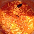 料理メニュー写真 トリッパのトマト煮込み＆トスカーナパン