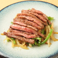 料理メニュー写真&nbsp;和牛青椒肉絲(チンジャオロース)