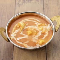 種類豊富な本格カレー！辛さ調節も10段階選べます♪