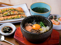 チゲ料理&韓国鉄板 HIRAKUの特集写真