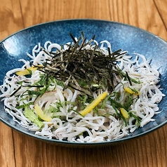 釜揚げしらすと大根のサラダ