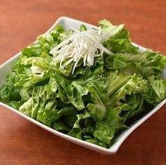 焼肉屋さんの塩もみサラダ