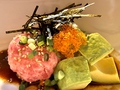 料理メニュー写真&nbsp;マグロとアボカドのユッケ風