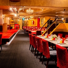 【3Fパーティー会場】…3Fのワンフロア貸切で、着席180名、立食300名までご利用いただけます。歓送迎会や同窓会、結婚式二次会などの各種ご宴会にオススメです♪