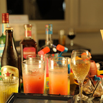 たっぷり飲めて、おもいっきり歌えて、PARTYゲームで盛り上がって、楽しい出会いがいっぱい♪