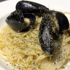 ムール貝とエリンギのバター醤油パスタ