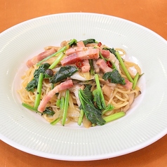 ベーコンとほうれん草の和風パスタ