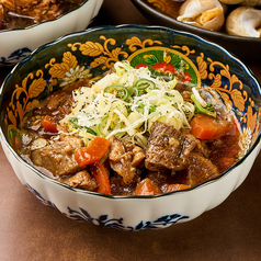 富山ブラック風牛すじ煮込み