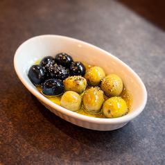 オリーブ2種盛り