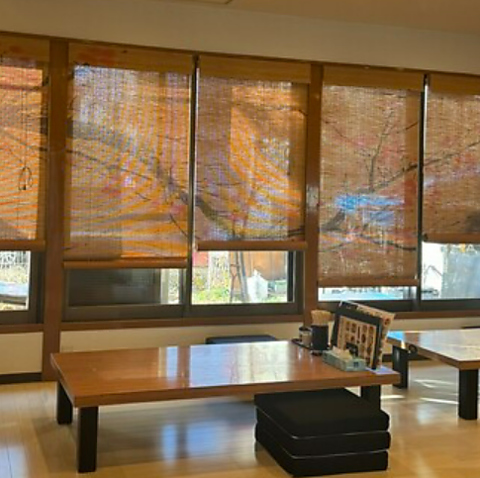 広々とした店内で、ごゆっくりお過ごしいただけます。