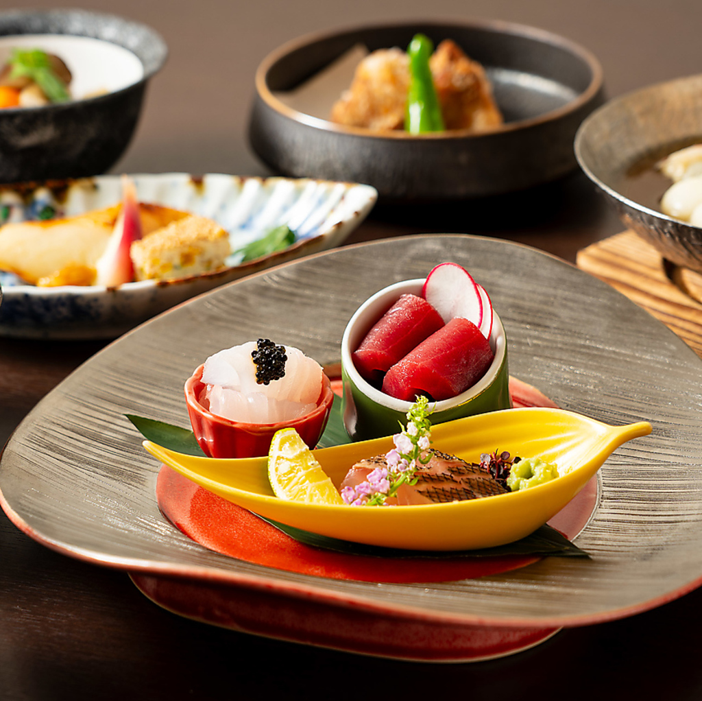 季節会席ご用意しております。