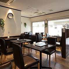 At dining アット ダイニングの雰囲気1