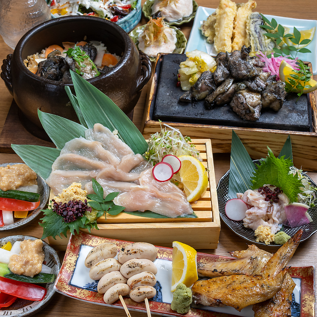 宴会にはコース料理！4000円～当店の美味しい所を詰め込んだコースです◎