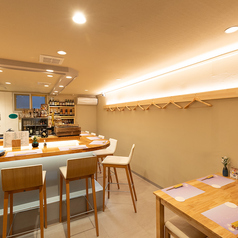 お酒とおつまみ処 やちぶきの雰囲気2