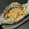 料理メニュー写真 サーモンと夏野菜のバジルソースホイル焼き